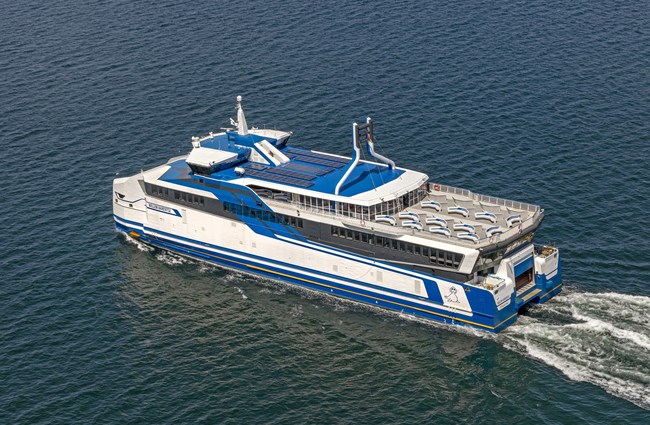 Ferry Doeksen in sea trials